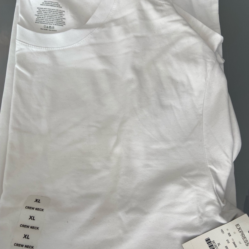 Men express white t shirt extra large brand new